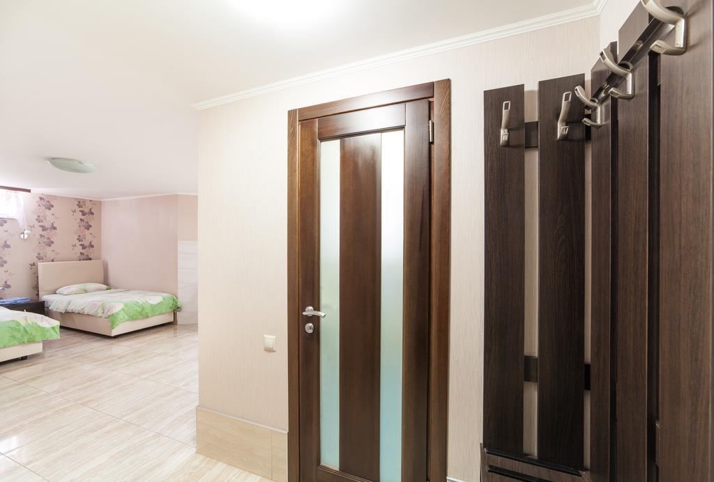 Home Comfort Livoberezhna Iec Kiev Eksteriør billede
