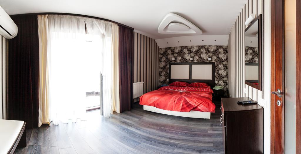 Home Comfort Livoberezhna Iec Kiev Eksteriør billede