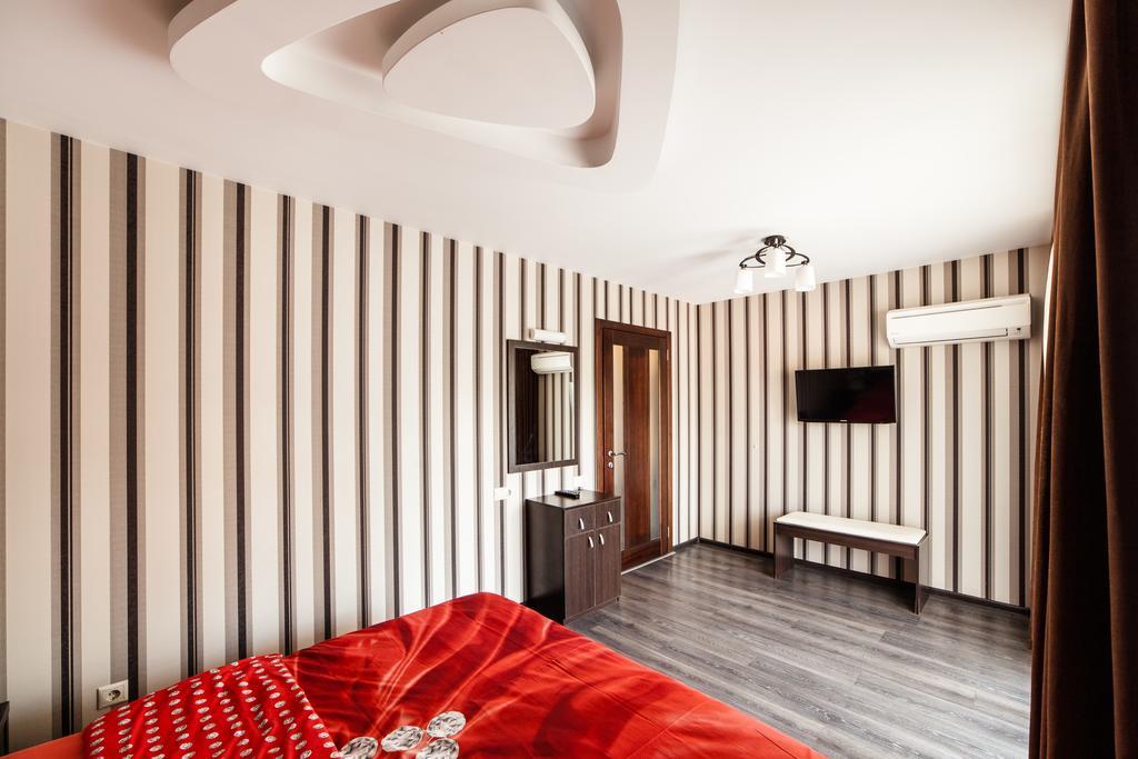 Home Comfort Livoberezhna Iec Kiev Eksteriør billede