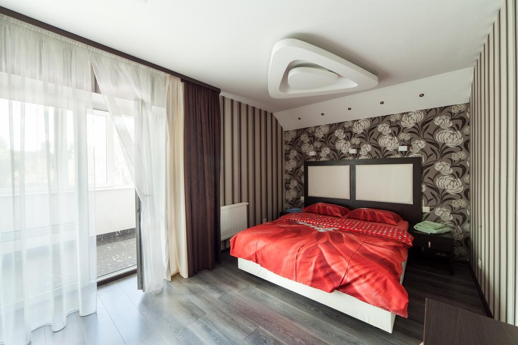Home Comfort Livoberezhna Iec Kiev Eksteriør billede