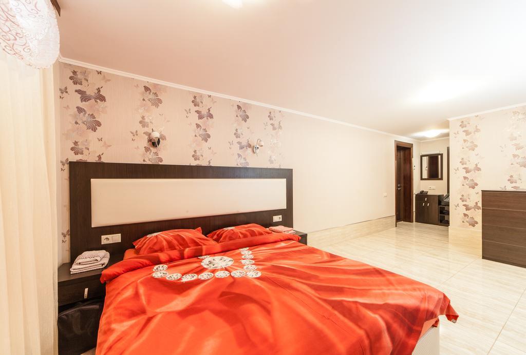 Home Comfort Livoberezhna Iec Kiev Eksteriør billede
