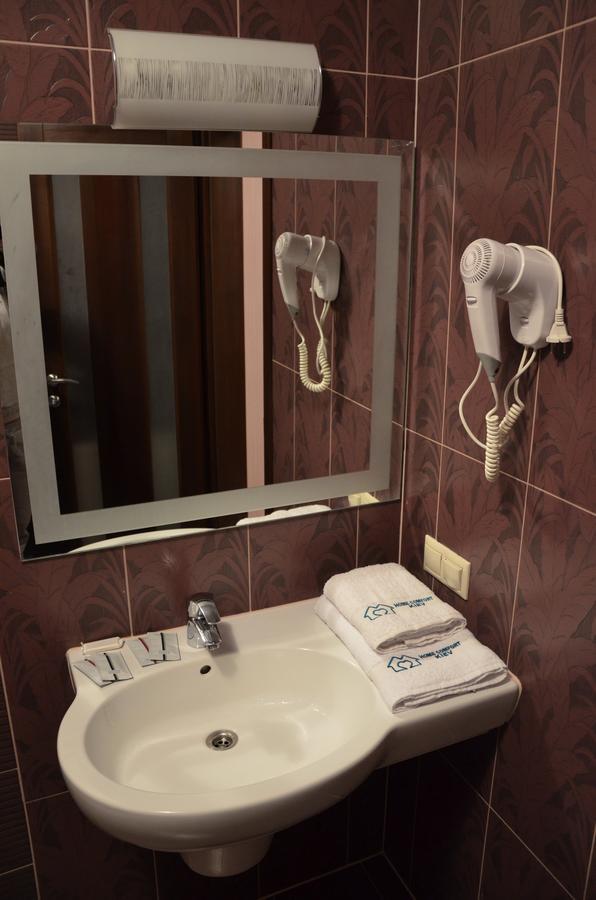Home Comfort Livoberezhna Iec Kiev Eksteriør billede