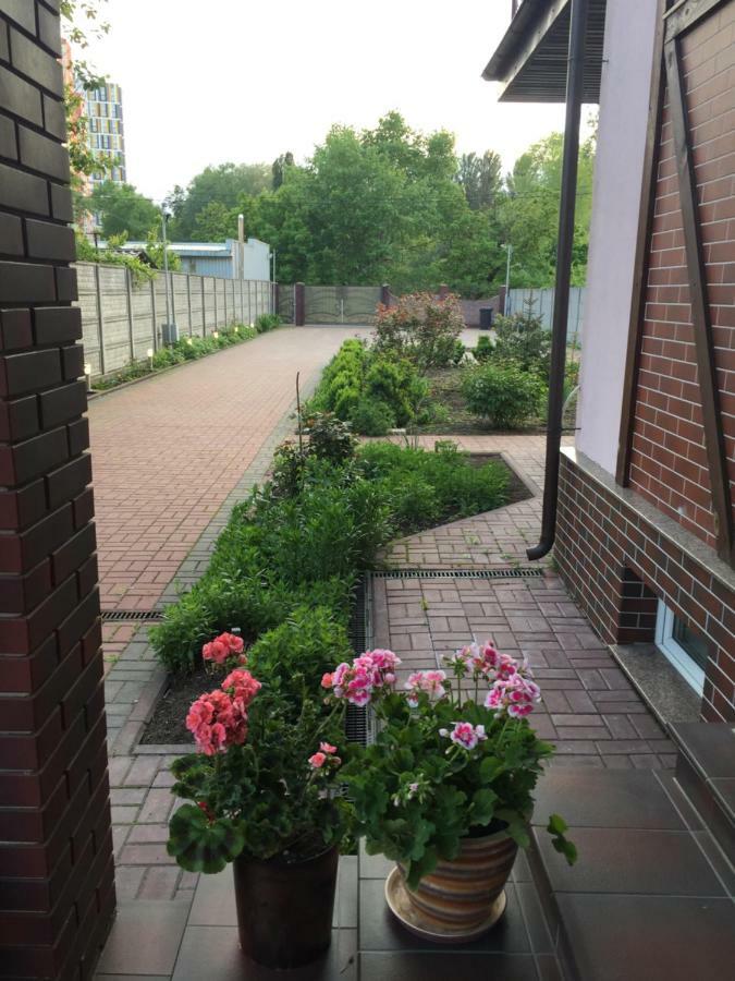 Home Comfort Livoberezhna Iec Kiev Eksteriør billede